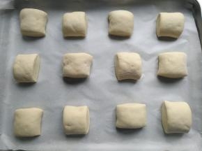 放入蒸箱醒发20分钟