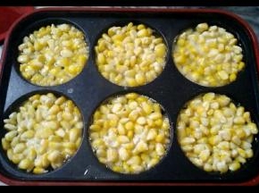 
5.调到2档煎，盖上盖子，等指示灯灭了，焖5分钟开盖。
