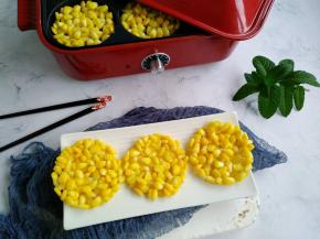 
6.出锅撒上砂糖既可