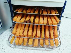 放入摩飞MR-6255干果机内。