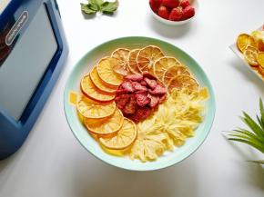 水果干可以直接吃也可以做水果茶。