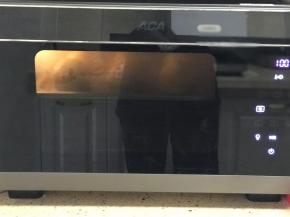 放入蒸烤箱选择纯蒸模式，100度15分钟，焖5分钟再取出。或者用蒸锅开大火烧开转中火蒸13分钟左右，蒸好后等待5分钟再开盖盖儿。