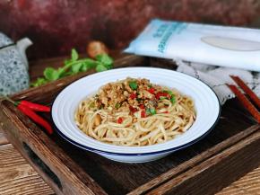 爱自己，爱孩子，爱家人，一日三餐，不将就。