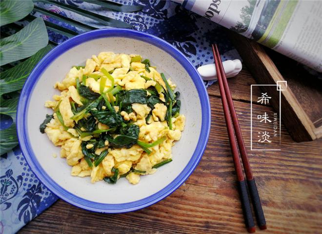 菠菜炒鸡蛋