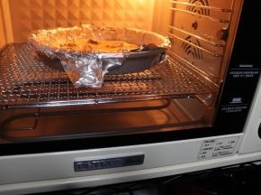 再放入烤箱，烤制18-20分钟。（烤箱一直保持200度。）