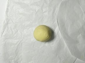 上下各垫一张油纸