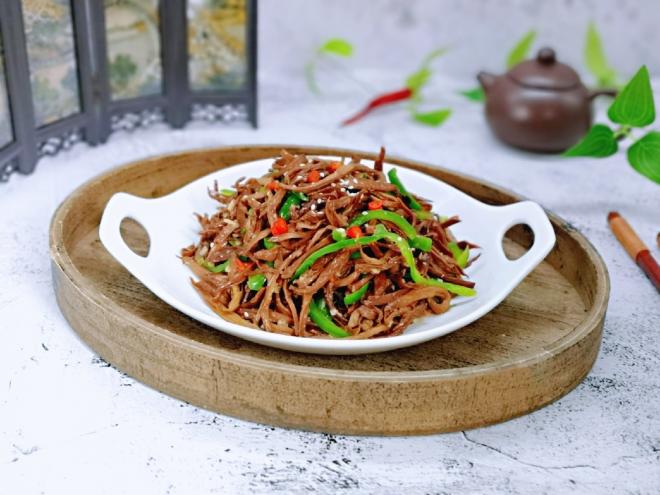 杏鲍菇干炒青椒