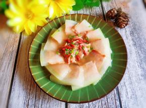 撒上葱花，和少许枸杞即可。一道美味完成。