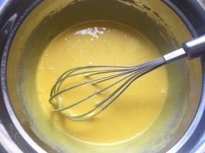 搅拌至顺滑状态