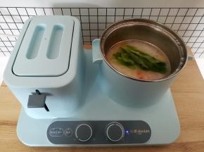 加入青菜烫熟