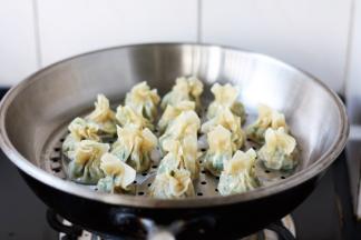 上锅蒸5分钟即可。