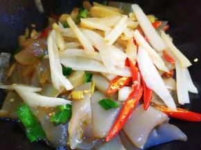 放泡菜翻匀