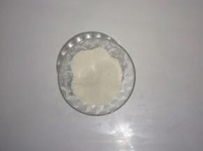 白糖加入面粉搅拌均匀