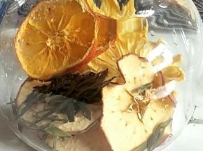 放入绿茶