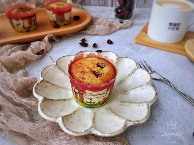 蔓越莓香蕉松糕