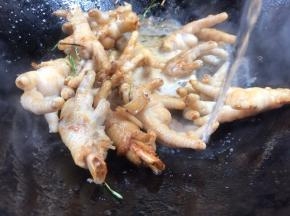 加入同等量的清水