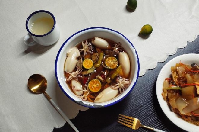 糟卤泡椒浸花蛤