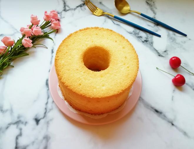 6寸中空戚风蛋糕
