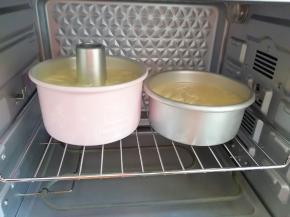 送入预热好的烤箱。