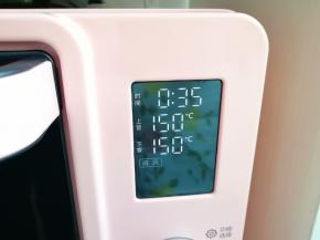 选择烤箱的“戚风蛋糕”功能。