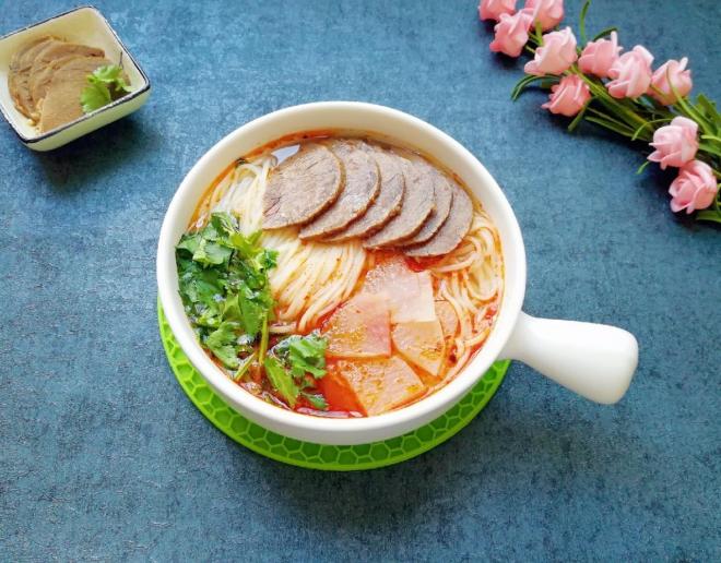 清汤牛肉面