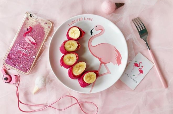 初恋的味道，红心火龙果香蕉热卷饼