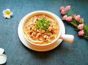 美味的茄汁菌菇面来了。
