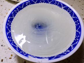 粉丝用水浸泡半小时