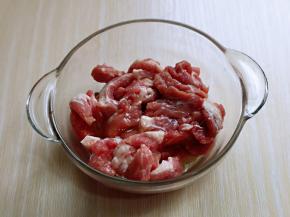 按个人口味加入盐。