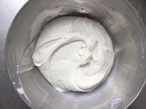 糯米粉和水混合拌匀