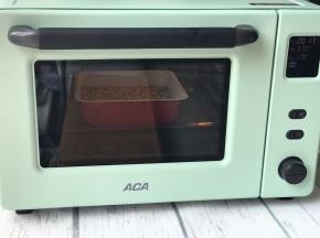 烤箱提前预热好，170度烤22分钟。