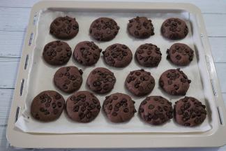 出炉，冷却架冷却