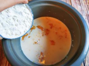 加入玉米淀粉。