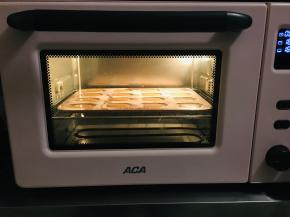 6、烤箱170度，13到15分钟，具体温度要根据自己烤箱脾气酌情调节