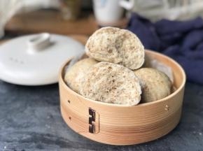 掰开看看，松软可口。