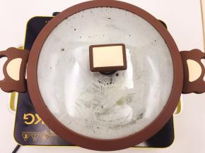 盖上锅盖焖煮10分钟