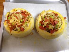 馒头四周刷上蛋黄液