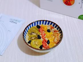 摆放上水果干，谷物适当多吃一些哈，含有膳食纤维。