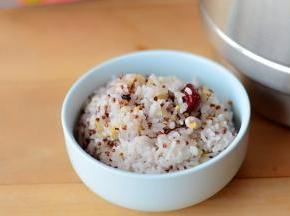 杂粮米饭