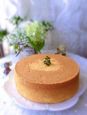 蛋糕烤好就可以吃喽。