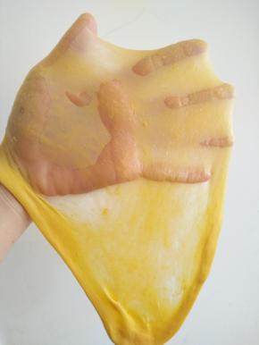 直到面团光滑，提起打面头面团自然下垂，但仍有弹性。