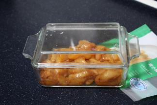 拌匀后腌制一个小时左右。