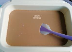 这样一锅奶茶，奶香中茶香，喝起来香醇丝滑。