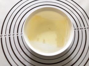 吉利丁片用水泡软