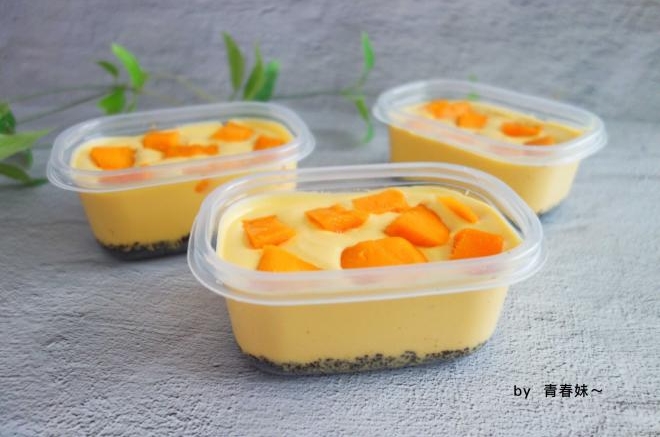 盒子芒果酸奶慕斯