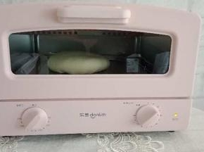 放烤箱185度烤15分钟然后刷一层蛋液继续烤15分钟。