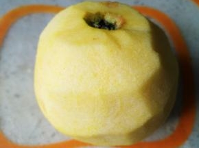 将苹果去皮