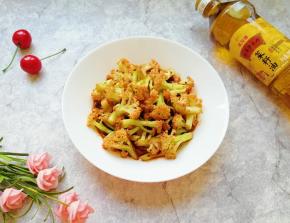 口感脆脆的微辣。