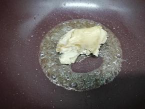 然后再翻到另一面去煎熟