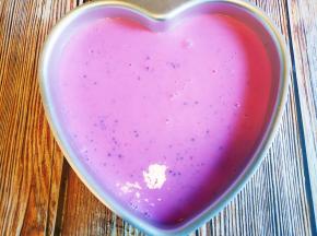 到入模具放冰箱冷藏三小时以上。